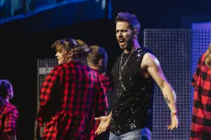 Life on Stage - Thomas - Living life the hard way